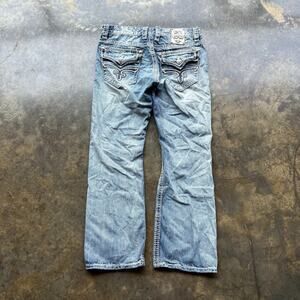 Vintage Essential Distressed Rock Revival Jeans